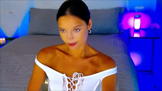 wow Mia online show from 02-07-25, 05:20