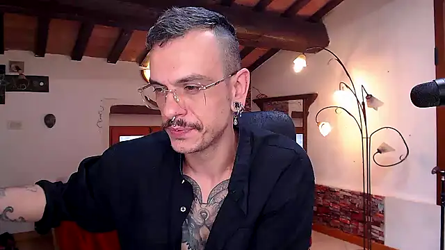 Snapshot of cek_186 chatting on 04-29-26, 07:23 cek 186 online show from 04-29-26, 07:23