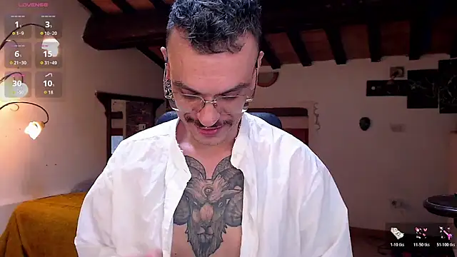 Snapshot of cek_186 chatting on 05-06-26, 01:04 cek 186 online show from 05-06-26, 01:04