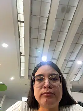 CamilaSofiia online show from 01-05-26, 10:35