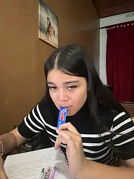 CamilaSofiia online show from 04-11-26, 02:19