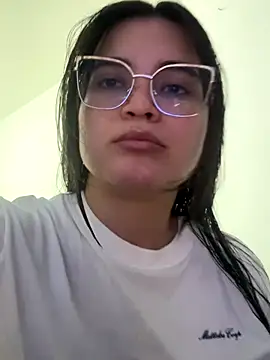 CamilaSofiia online show from 12-17-25, 12:26