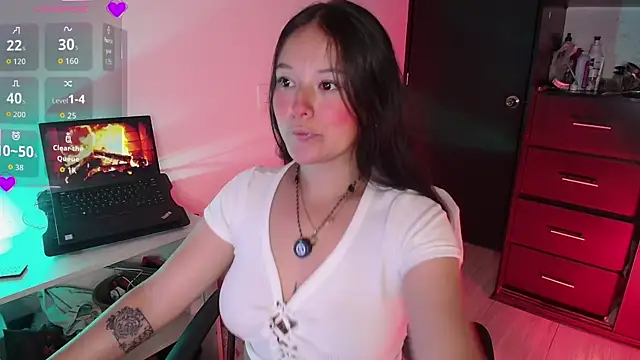 Lexie Thompson10 online show from 06-17-26, 02:44