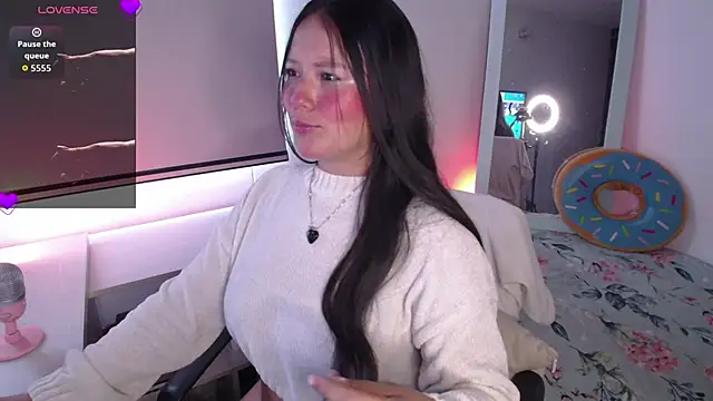 Lexie Thompson10 online show from 02-05-26, 07:10