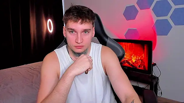 Chris Tyson online show from 12-01-25, 07:20