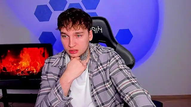 Snapshot of Chris_Tyson chatting on 01-18-26, 08:29 Chris Tyson online show from 01-18-26, 08:29