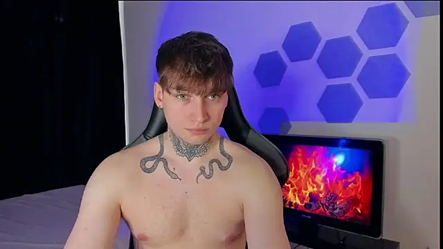 Chris Tyson online show from 03-22-25, 05:39