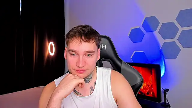 Chris Tyson online show from 11-29-25, 08:25