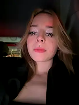 LoraaDoll online show from 11-12-25, 02:43