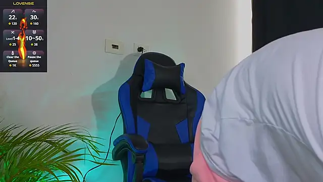 EdwardRoss  online show from 11-02-25, 08:36