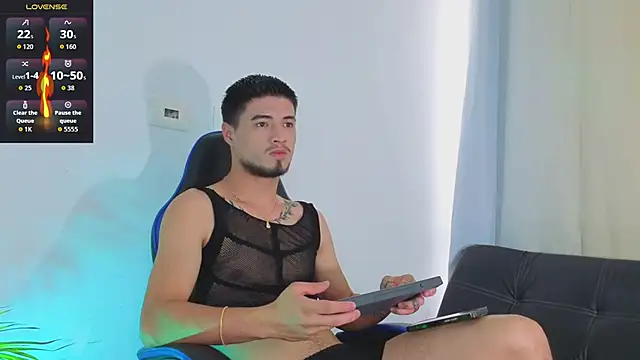 EdwardRoss  online show from 02-16-26, 08:51