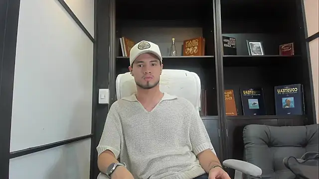 EdwardRoss  online show from 03-05-25, 07:06