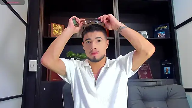 EdwardRoss  online show from 11-03-25, 05:27