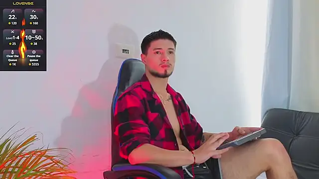 EdwardRoss  online show from 02-14-26, 08:31