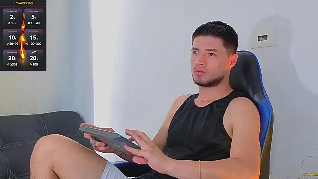 EdwardRoss  online show from 03-20-26, 07:26