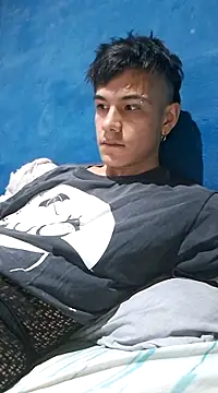 Snapshot of LYZBORNHD chatting on 01-20-25, 04:21 LYZBORNHD online show from 01-20-25, 04:21