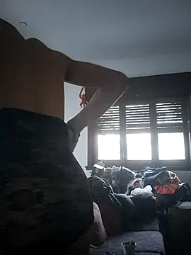 Snapshot of LYZBORNHD chatting on 03-18-25, 10:04 LYZBORNHD online show from 03-18-25, 10:04