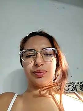 Snapshot of Kate_lorens9 chatting on 10-01-25, 11:47 Kate lorens9 online show from 10-01-25, 11:47