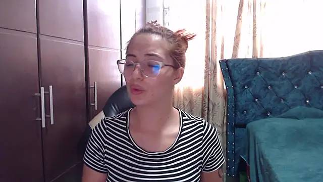 Kate lorens9 online show from 02-13-26, 02:39