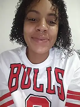 Snapshot of Julia_Pretinha chatting on 05-09-26, 01:42 Julia Pretinha online show from 05-09-26, 01:42