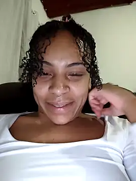 Julia Pretinha online show from 09-26-25, 02:40