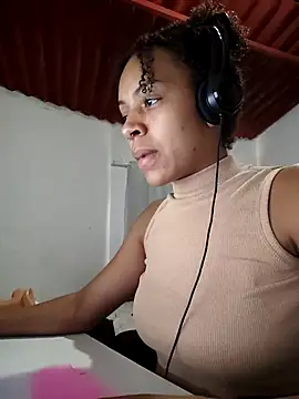 Julia Pretinha online show from 09-23-25, 12:34