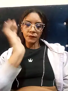 ZoeSmitth online show from 04-08-26, 04:52