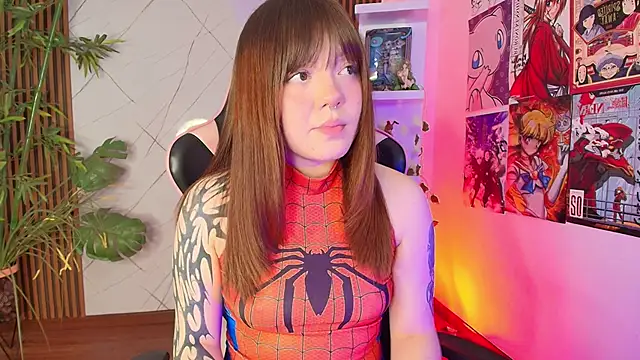 Fluffy Bubble21 online show from 10-09-25, 04:24