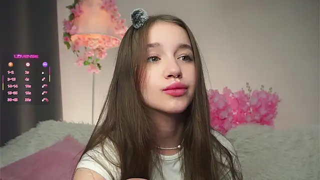 AmiLewis online show from 10-12-25, 01:07