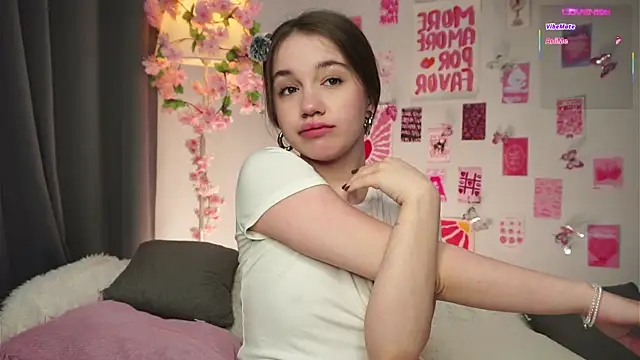 AmiLewis online show from 01-13-26, 01:09