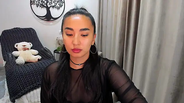 worldofkim online show from 10-24-25, 05:01