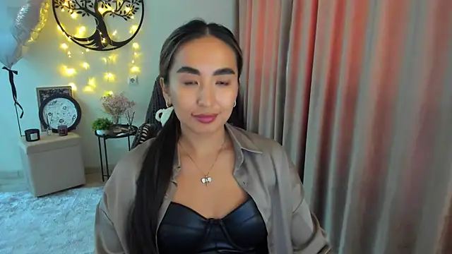worldofkim online show from 05-02-26, 07:35