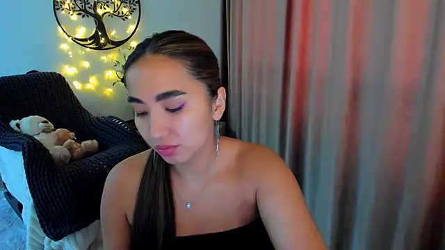 worldofkim online show from 02-25-26, 10:04