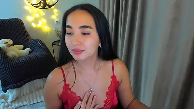 worldofkim online show from 12-22-25, 01:33