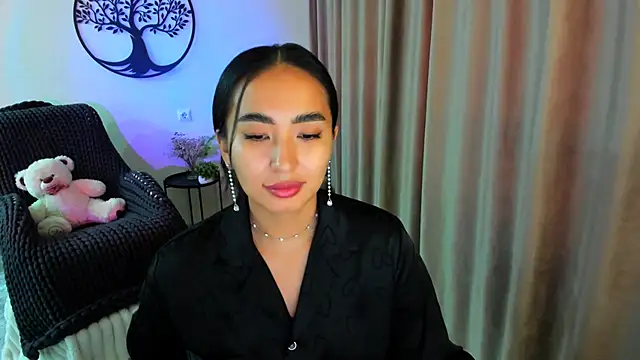 worldofkim online show from 11-11-25, 11:05