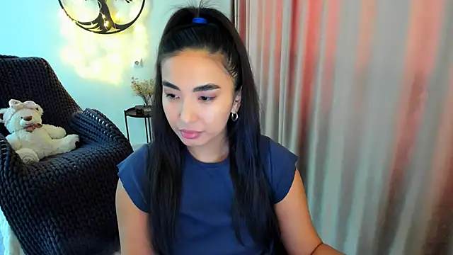 worldofkim online show from 02-11-26, 10:26