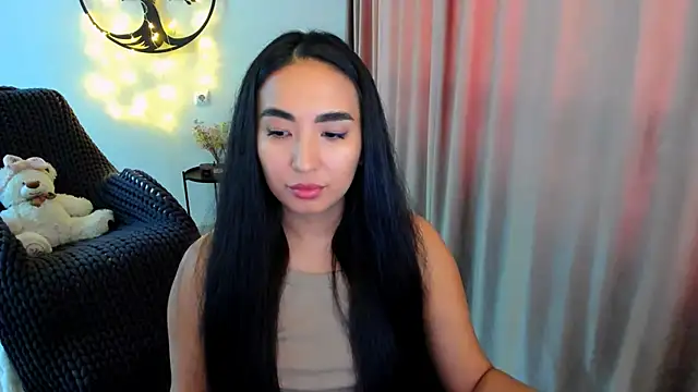 worldofkim online show from 02-06-26, 10:44