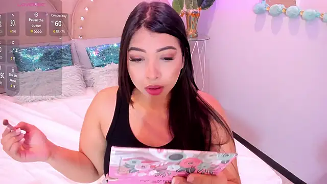 Snapshot of Miia_Thompsonn chatting on 11-06-25, 03:32 Miia Thompsonn online show from 11-06-25, 03:32