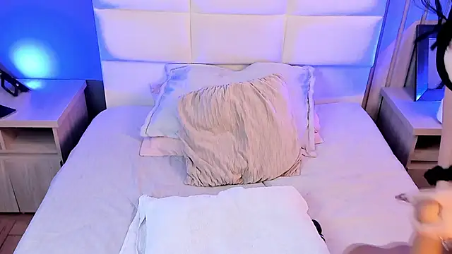 Snapshot of Miah_gomez_ chatting on 03-20-26, 06:09 Miah gomez online show from 03-20-26, 06:09