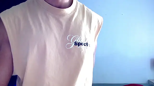 Snapshot of Antonywebb94 chatting on 01-08-26, 05:57 Antonywebb94 online show from 01-08-26, 05:57