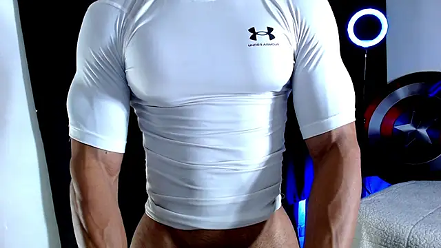 Snapshot of Antonywebb94 chatting on 11-25-25, 05:02 Antonywebb94 online show from 11-25-25, 05:02