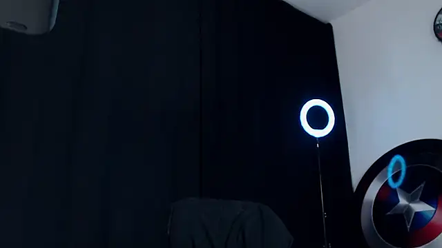 Antonywebb94 online show from 03-17-25, 06:00