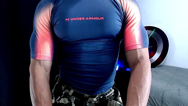 Snapshot of Antonywebb94 chatting on 01-06-26, 03:21 Antonywebb94 online show from 01-06-26, 03:21