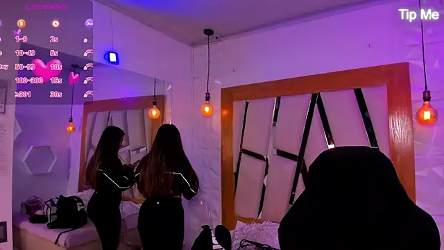 ary cooper  online show from 09-30-25, 01:06