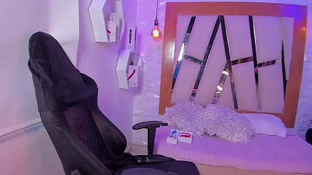 ary cooper  online show from 10-07-25, 12:17