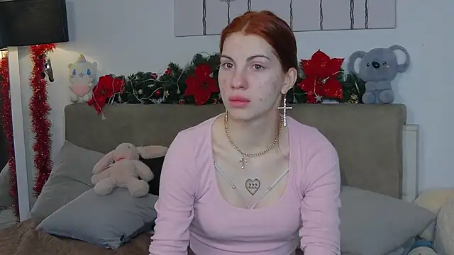 CassKiera online show from 12-14-25, 05:46