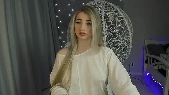 Snapshot of milky_waybaby chatting on 09-24-25, 03:07 milky waybaby online show from 09-24-25, 03:07