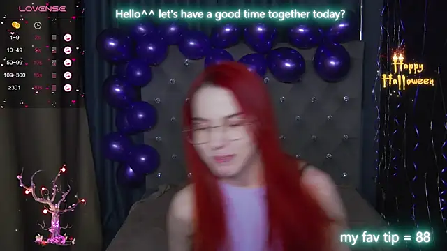 EmilyKents online show from 10-21-25, 01:27