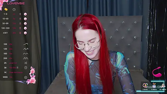 EmilyKents online show from 10-09-25, 01:50