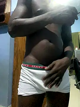 Snapshot of BigBrotherFreak chatting on 09-28-25, 03:35 BigBrotherFreak online show from 09-28-25, 03:35